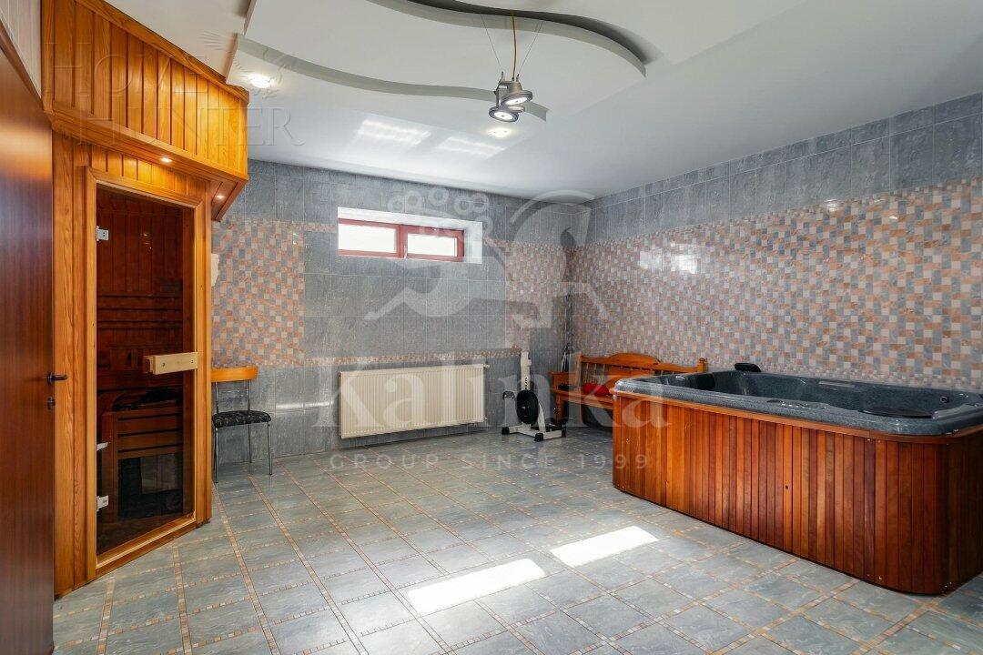1-этажный коттедж 450 м² с отделкой