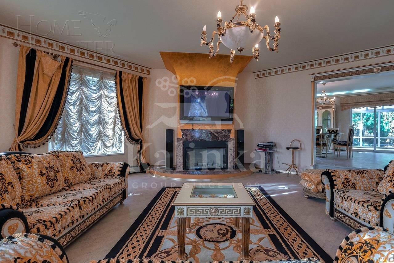 2-этажный коттедж 550 м² с отделкой
