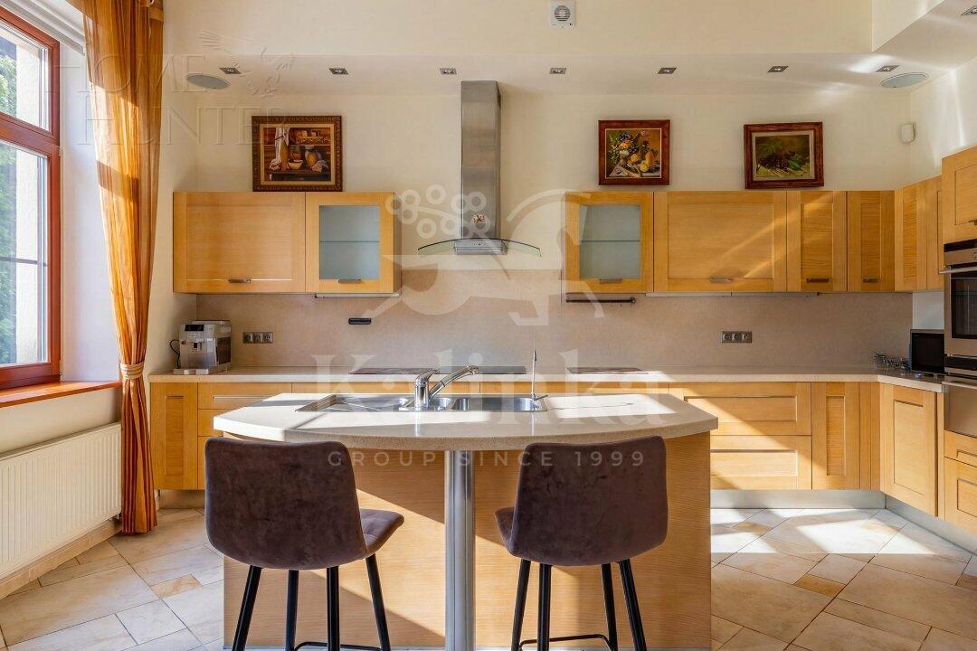 1-этажный коттедж 450 м² с отделкой
