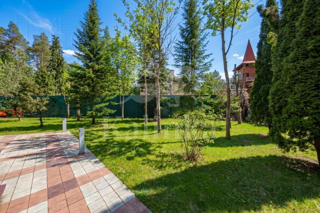 1-этажный коттедж 450 м² с отделкой