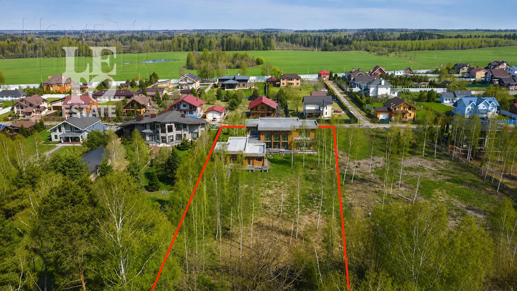 2-этажный коттедж 870 м² без отделки