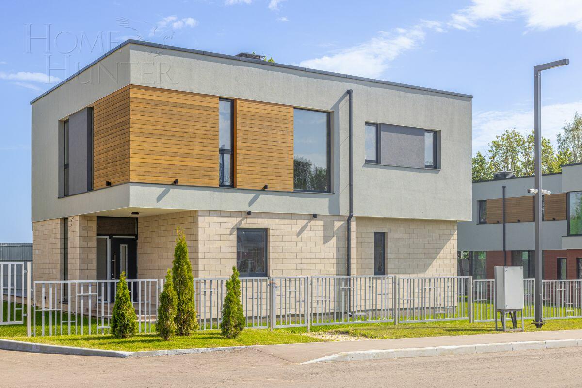 2-этажный коттедж 320 м² без отделки