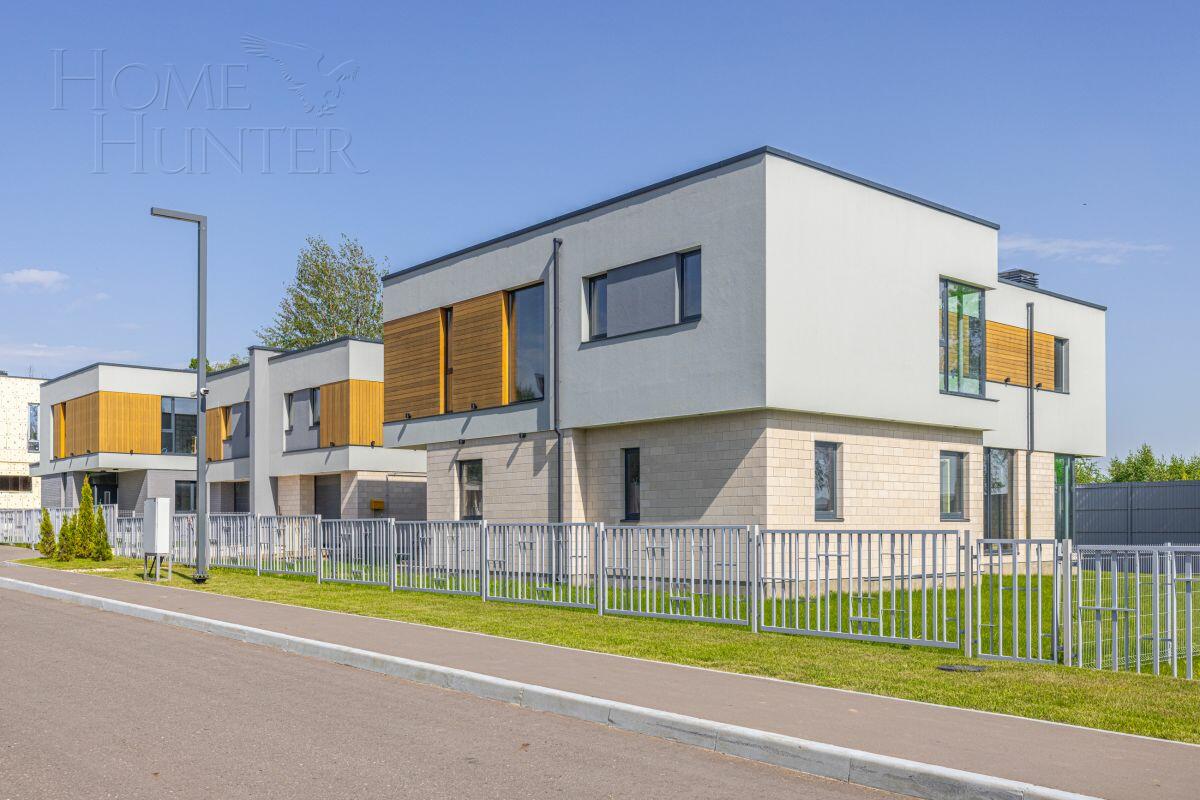 2-этажный коттедж 320 м² без отделки