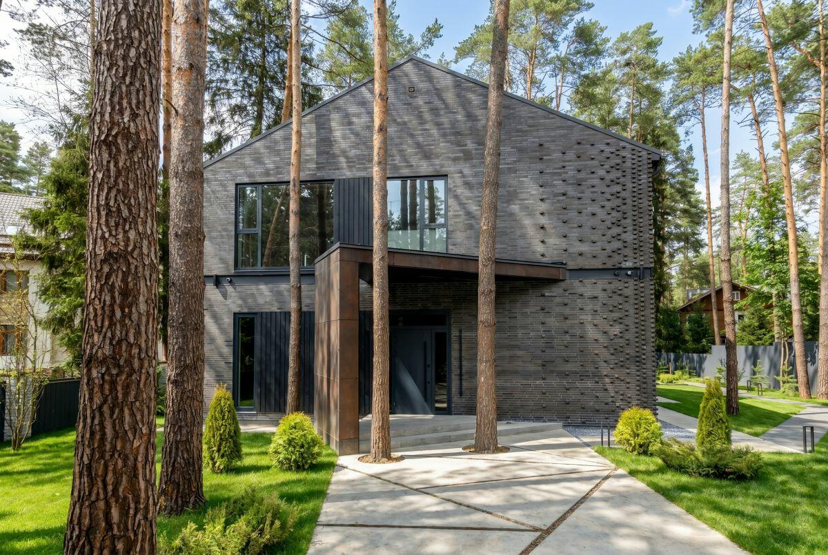 2-этажный коттедж 520 м² с отделкой