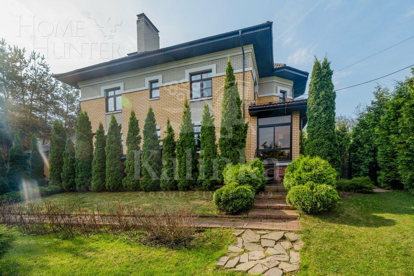 2-этажный коттедж 500 м² с отделкой