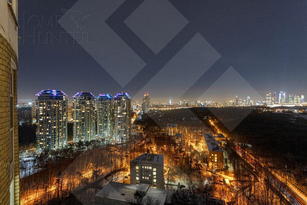 4-КОМН. КВАРТИРА С ОТДЕЛКОЙ 150 М² НА 21 ЭТАЖЕ