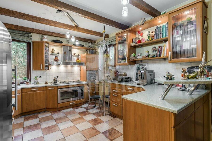 2-этажный коттедж 500 м² с отделкой