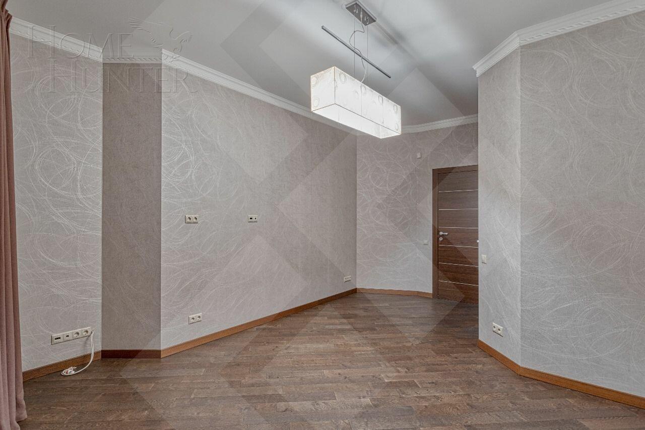 4-КОМН. КВАРТИРА С ОТДЕЛКОЙ 150 М² НА 21 ЭТАЖЕ