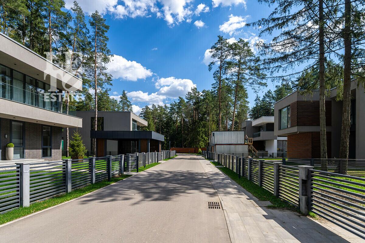 2-этажный коттедж 380 м² с отделкой