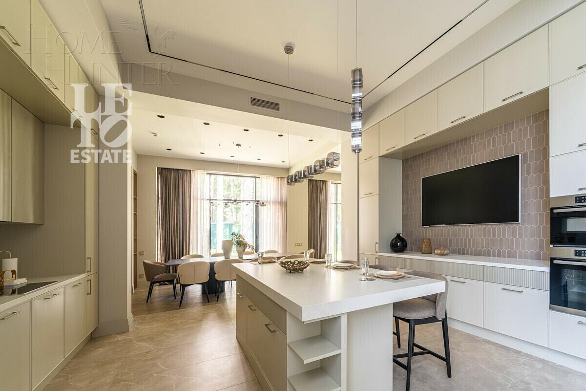 2-этажный коттедж 380 м² с отделкой