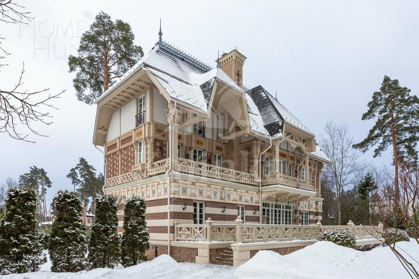 2-этажный коттедж 580 м² с отделкой
