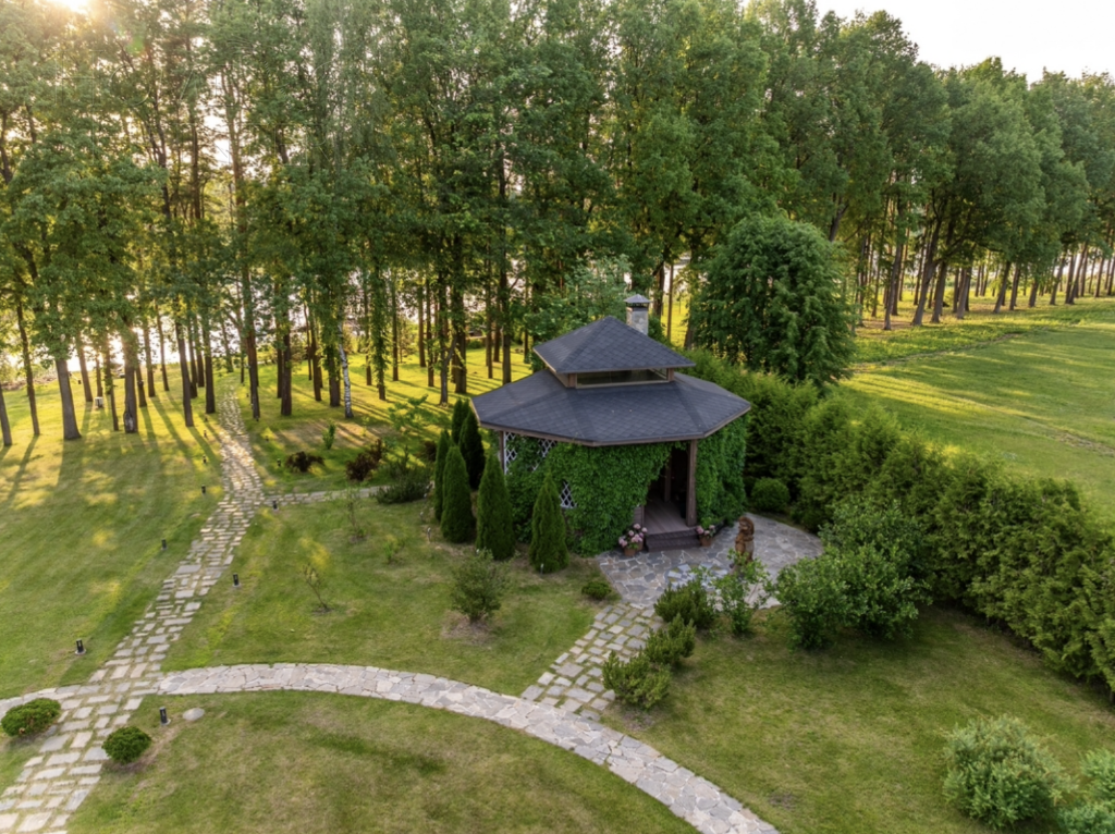 2-этажный коттедж 391 м² с отделкой
