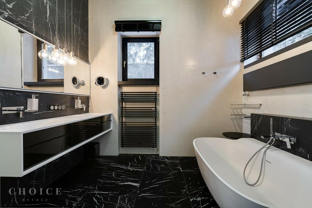 1-этажный коттедж 490 м² с отделкой
