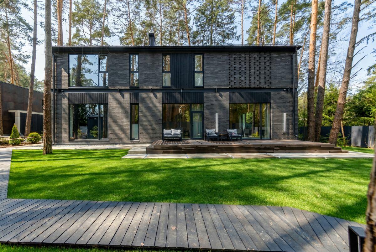 2-этажный коттедж 520 м² с отделкой