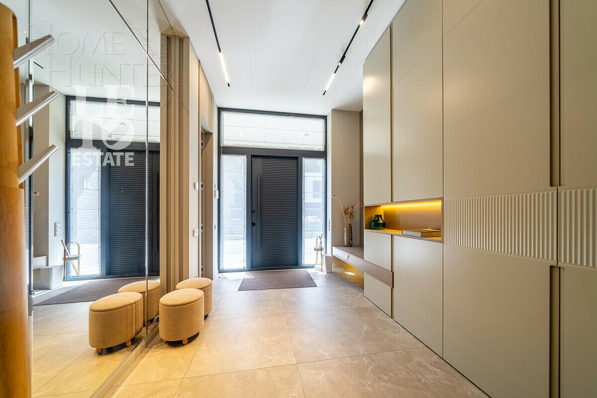2-этажный коттедж 380 м² с отделкой
