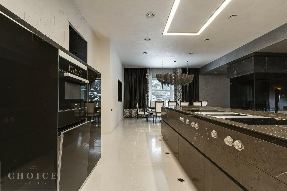 1-этажный коттедж 490 м² с отделкой