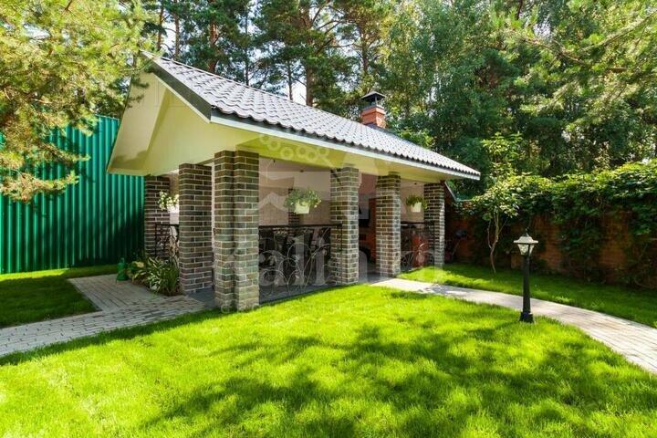2-этажный коттедж 500 м² с отделкой
