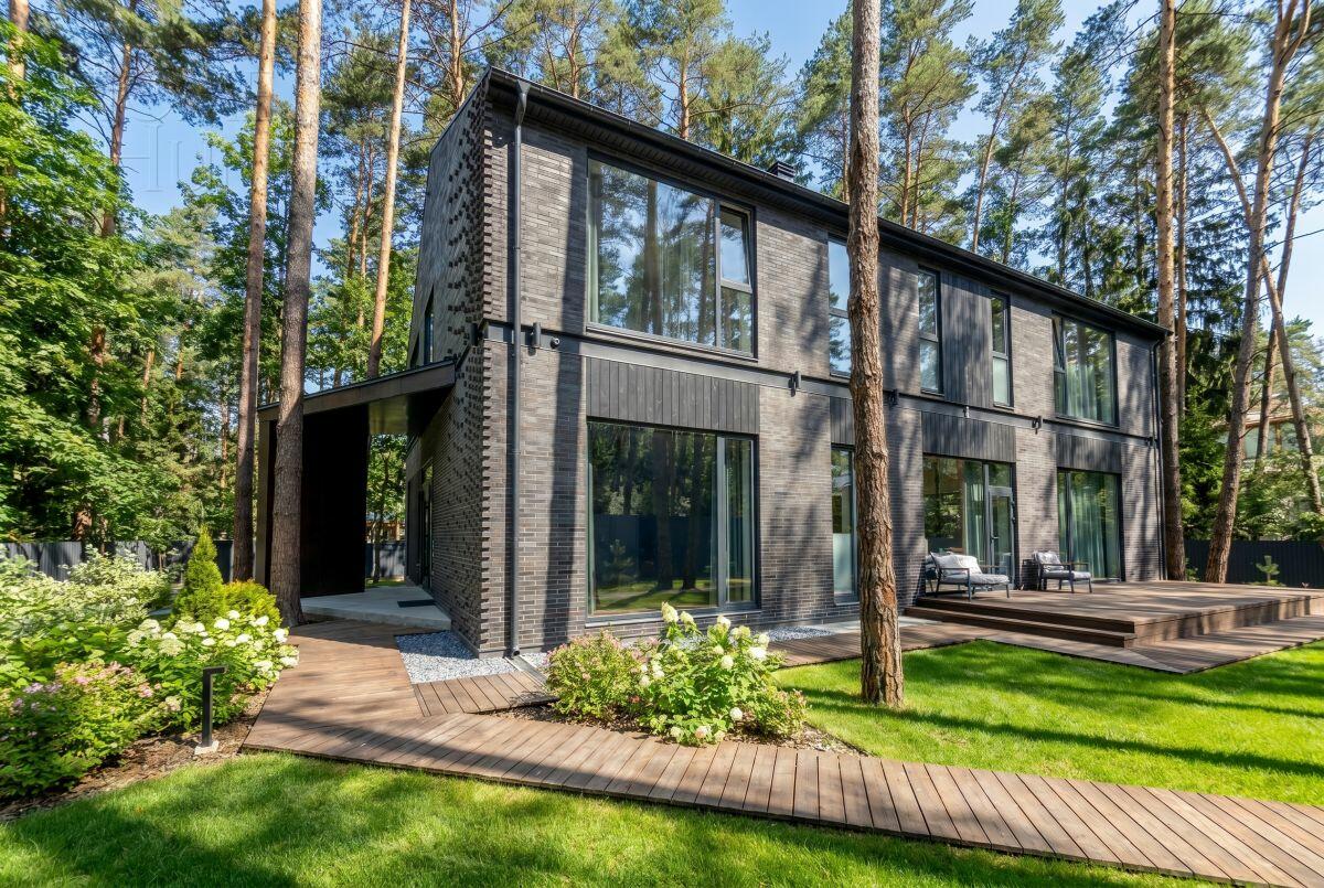 2-этажный коттедж 520 м² с отделкой