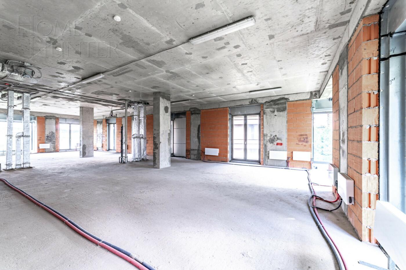 8-КОМН. КВАРТИРА БЕЗ ОТДЕЛКИ 416 М² НА 2 ЭТАЖЕ