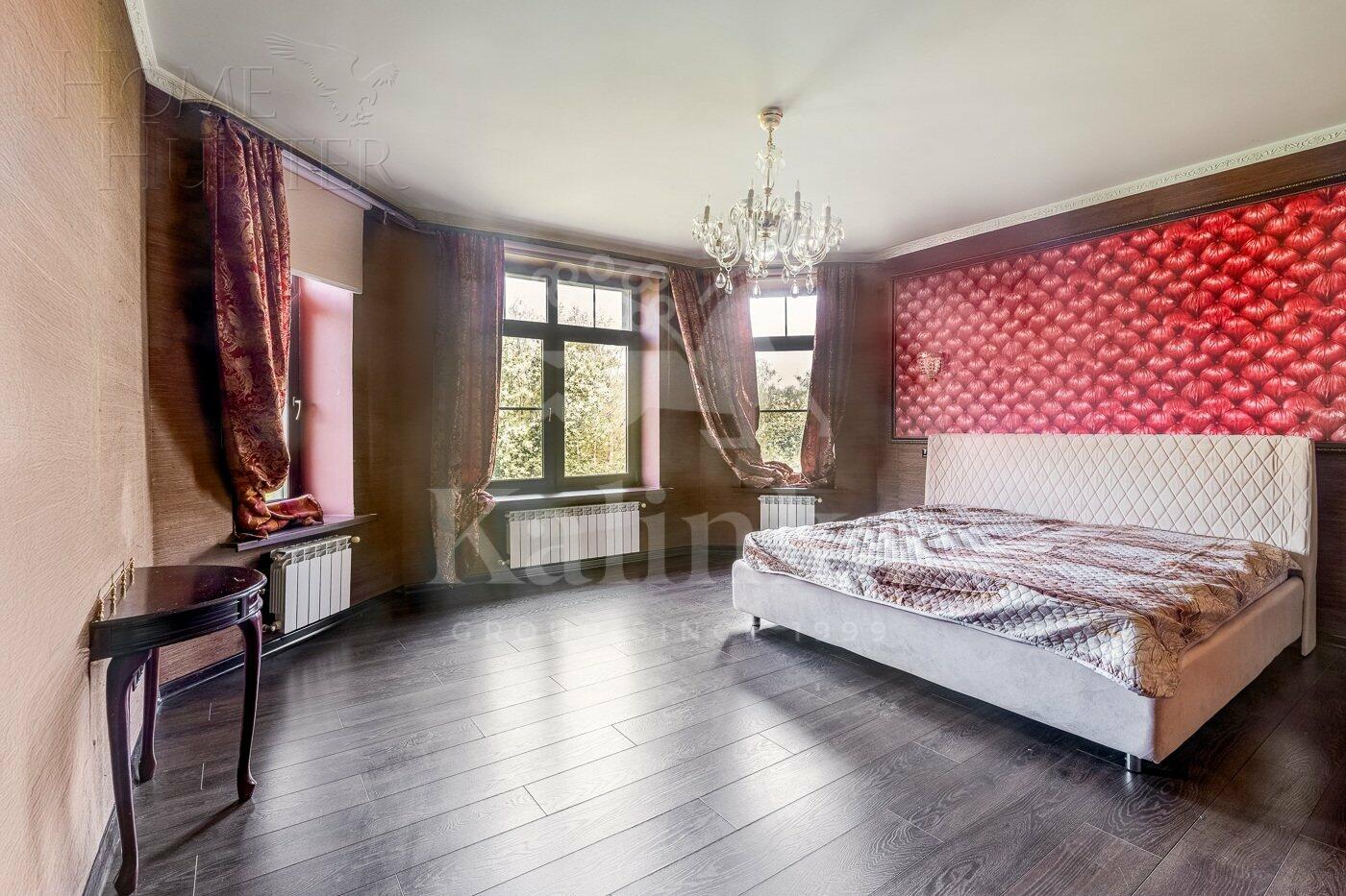 2-этажный коттедж 500 м² с отделкой