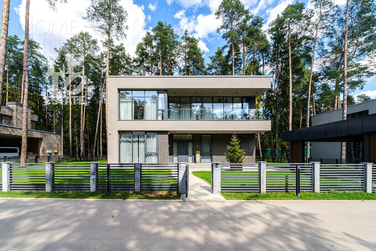 2-этажный коттедж 380 м² с отделкой