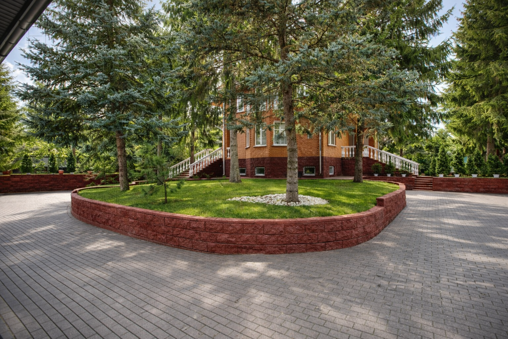 2-этажный коттедж 600 м² с отделкой