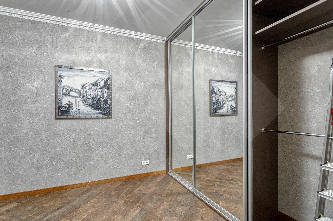 4-КОМН. КВАРТИРА С ОТДЕЛКОЙ 150 М² НА 21 ЭТАЖЕ