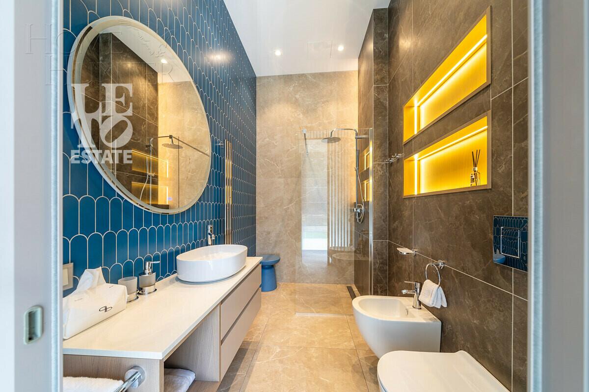 2-этажный коттедж 380 м² с отделкой