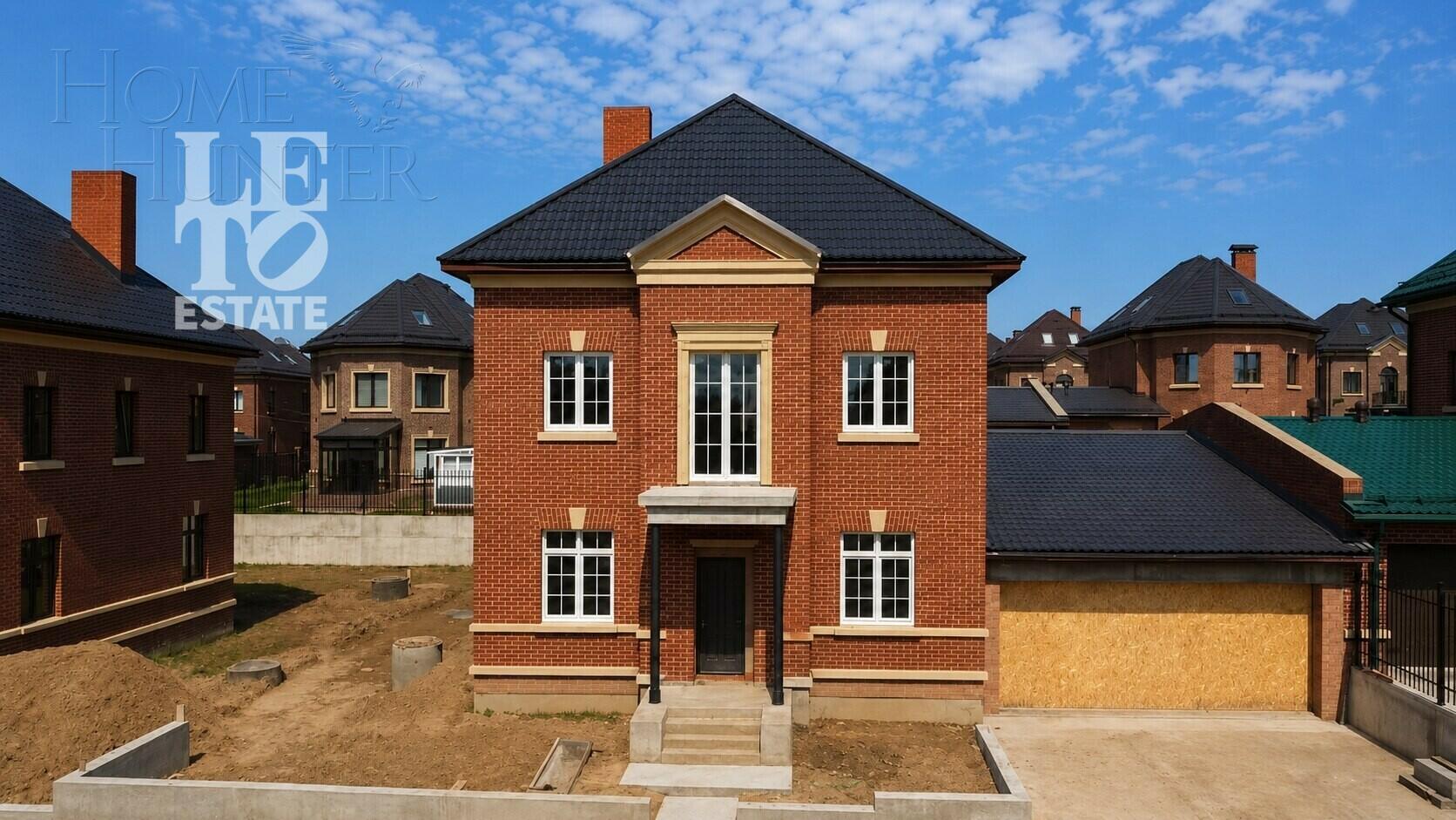 3-этажный коттедж 372 м² без отделки