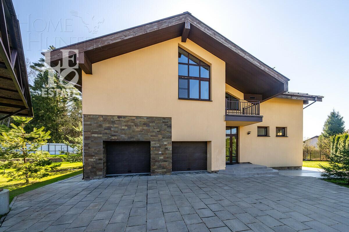 2-этажный коттедж 425 м² с отделкой