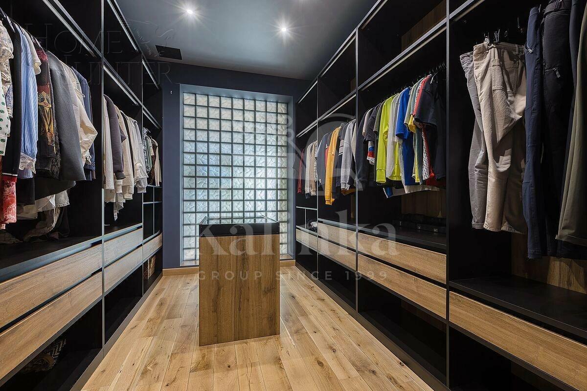 2-этажный коттедж 905.4 м² с отделкой