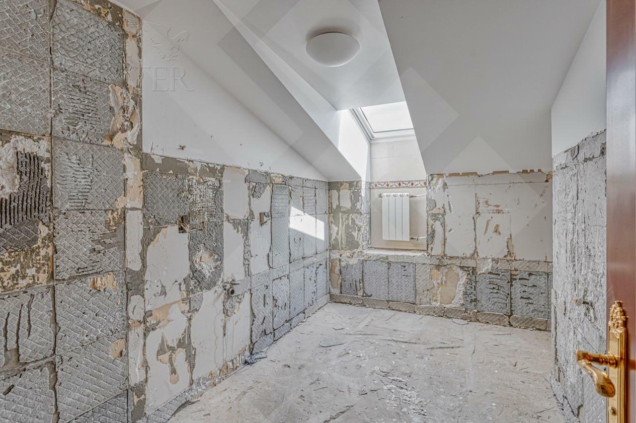 2-УРОВНЕВАЯ КВАРТИРА БЕЗ ОТДЕЛКИ 375.5 М² НА 4 ЭТАЖЕ
