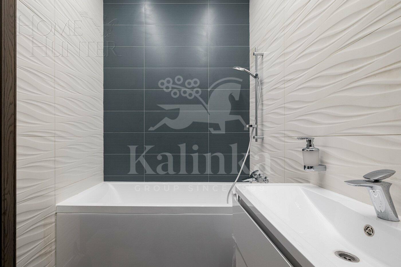 2-этажный коттедж 400 м² с отделкой