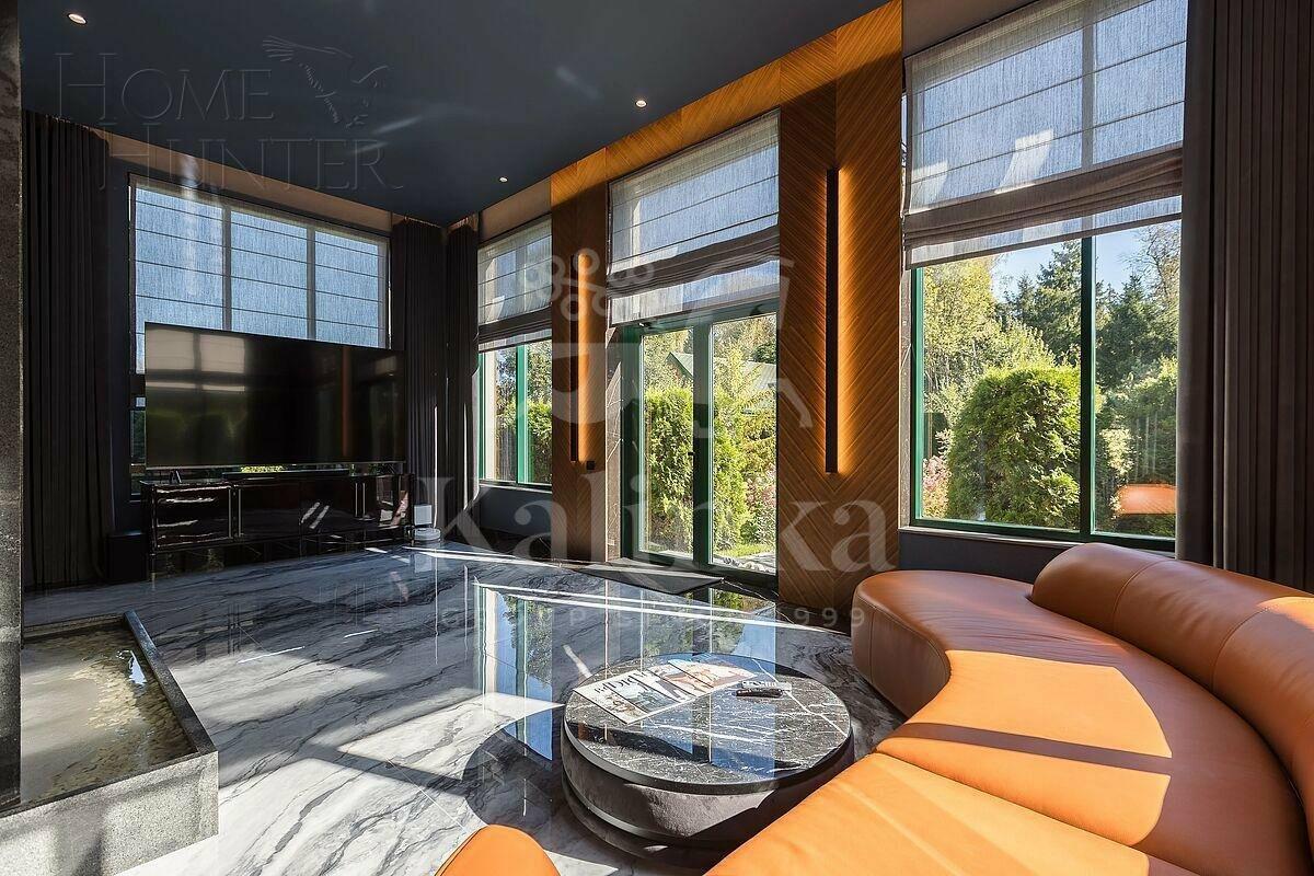 2-этажный коттедж 905.4 м² с отделкой