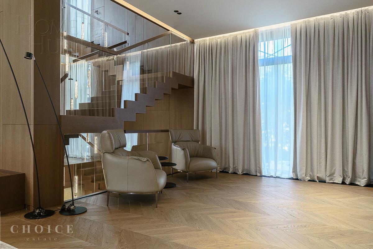 2-этажный коттедж 1 373.4 м² с отделкой