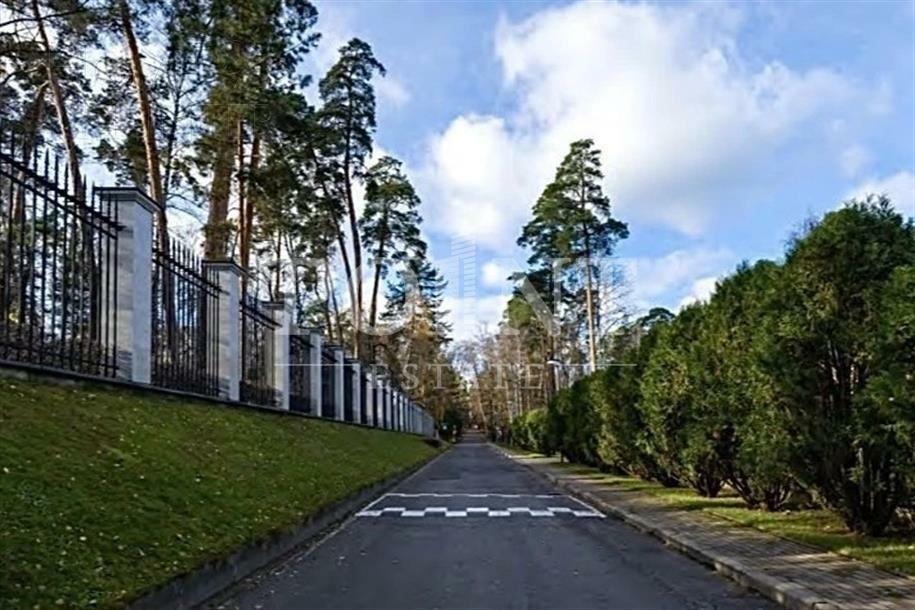 Участок 123 сот. в охраняемом поселке