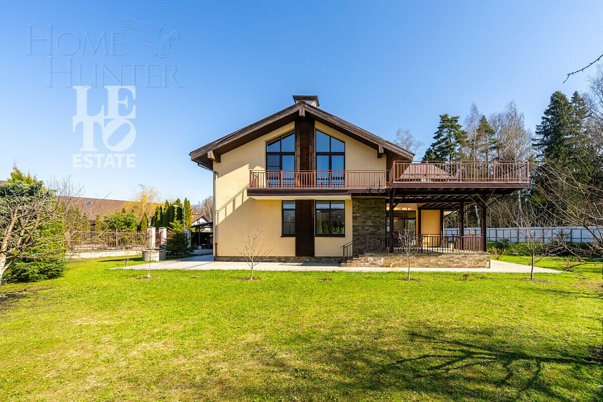 2-этажный коттедж 425 м² с отделкой
