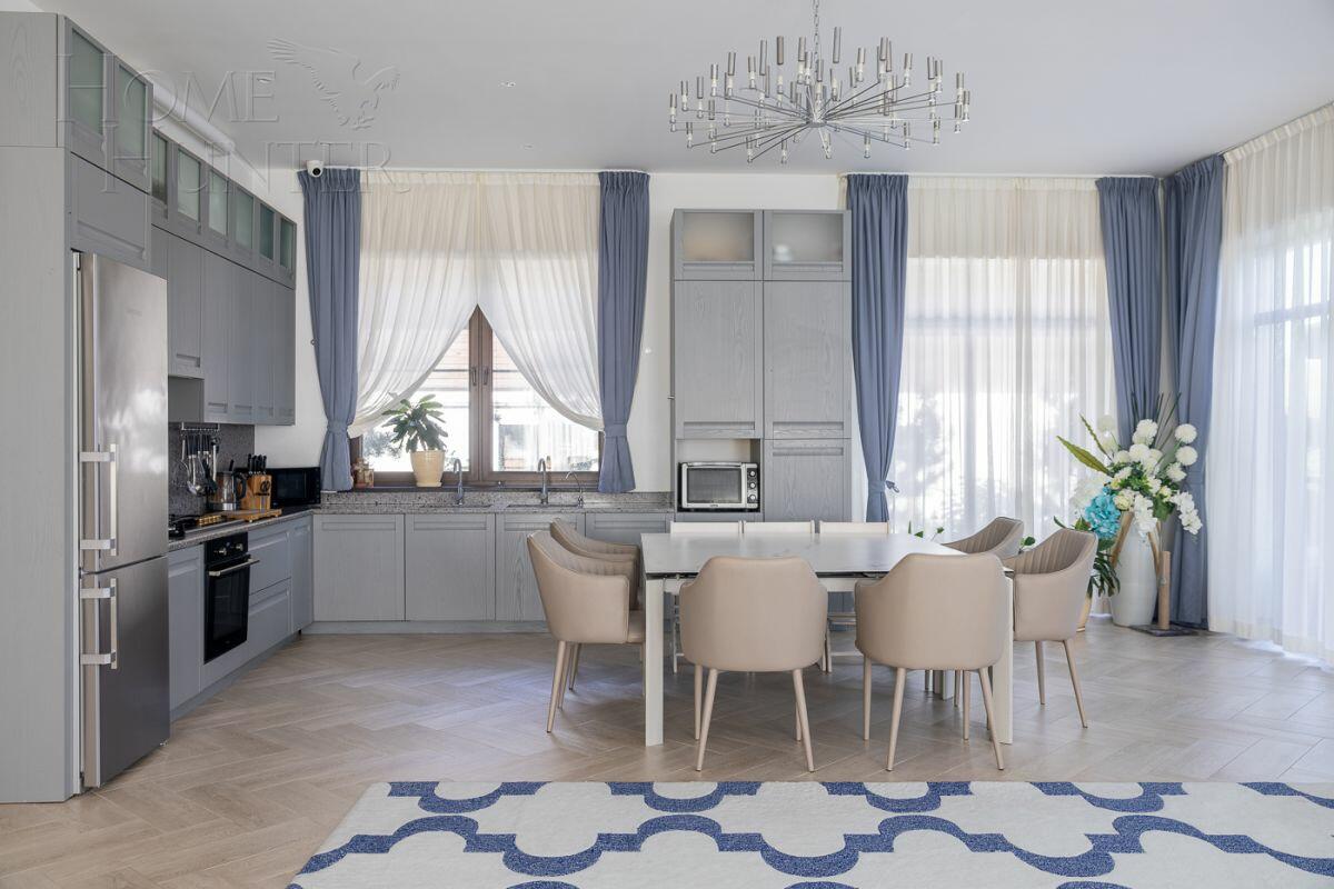 2-этажный коттедж 300 м² с отделкой
