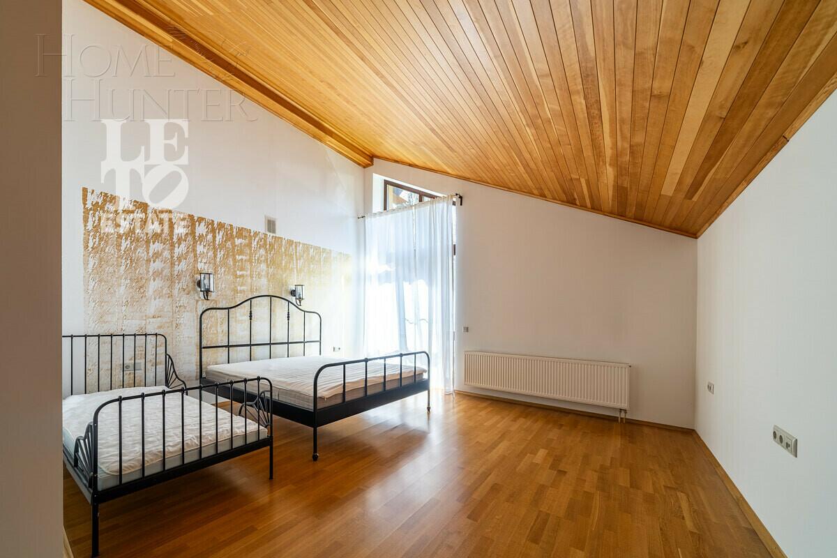 2-этажный коттедж 425 м² с отделкой