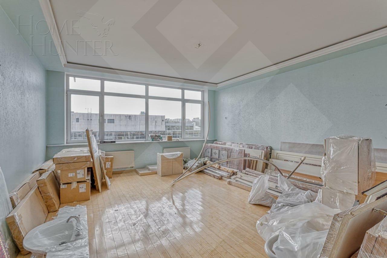 2-УРОВНЕВАЯ КВАРТИРА БЕЗ ОТДЕЛКИ 375.5 М² НА 4 ЭТАЖЕ