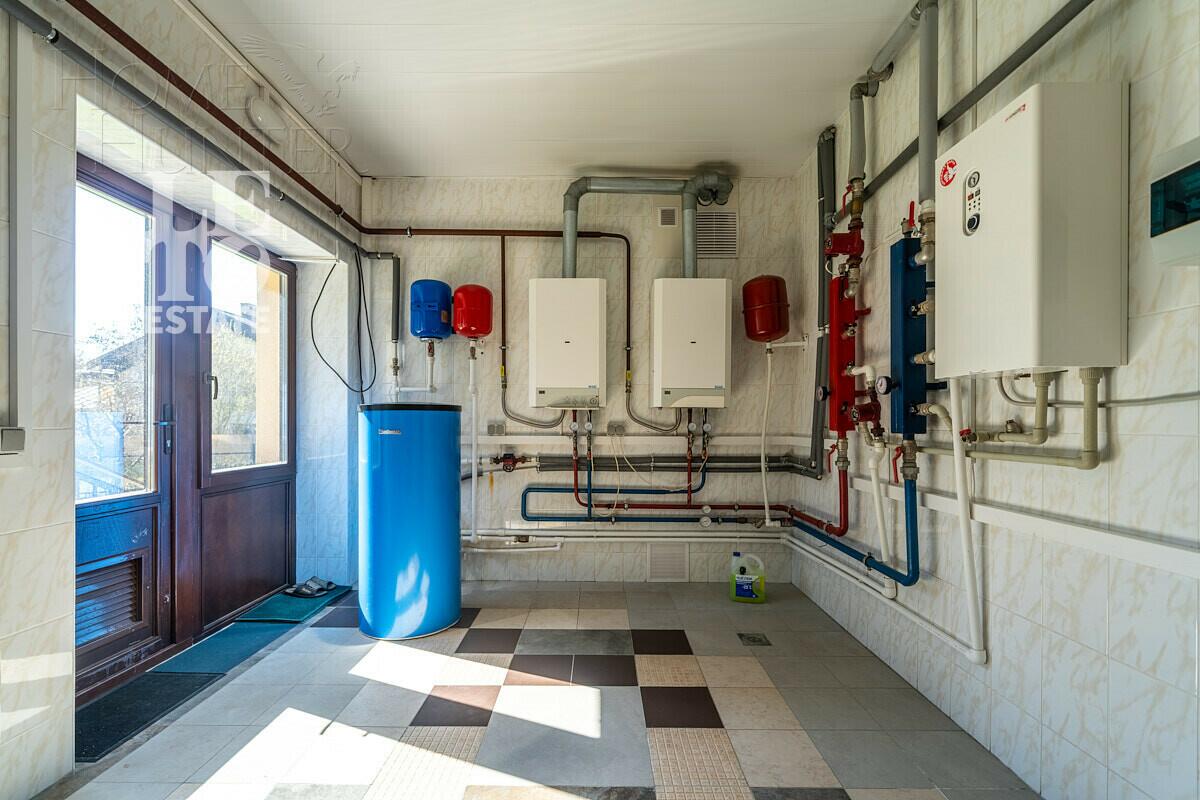 2-этажный коттедж 425 м² с отделкой