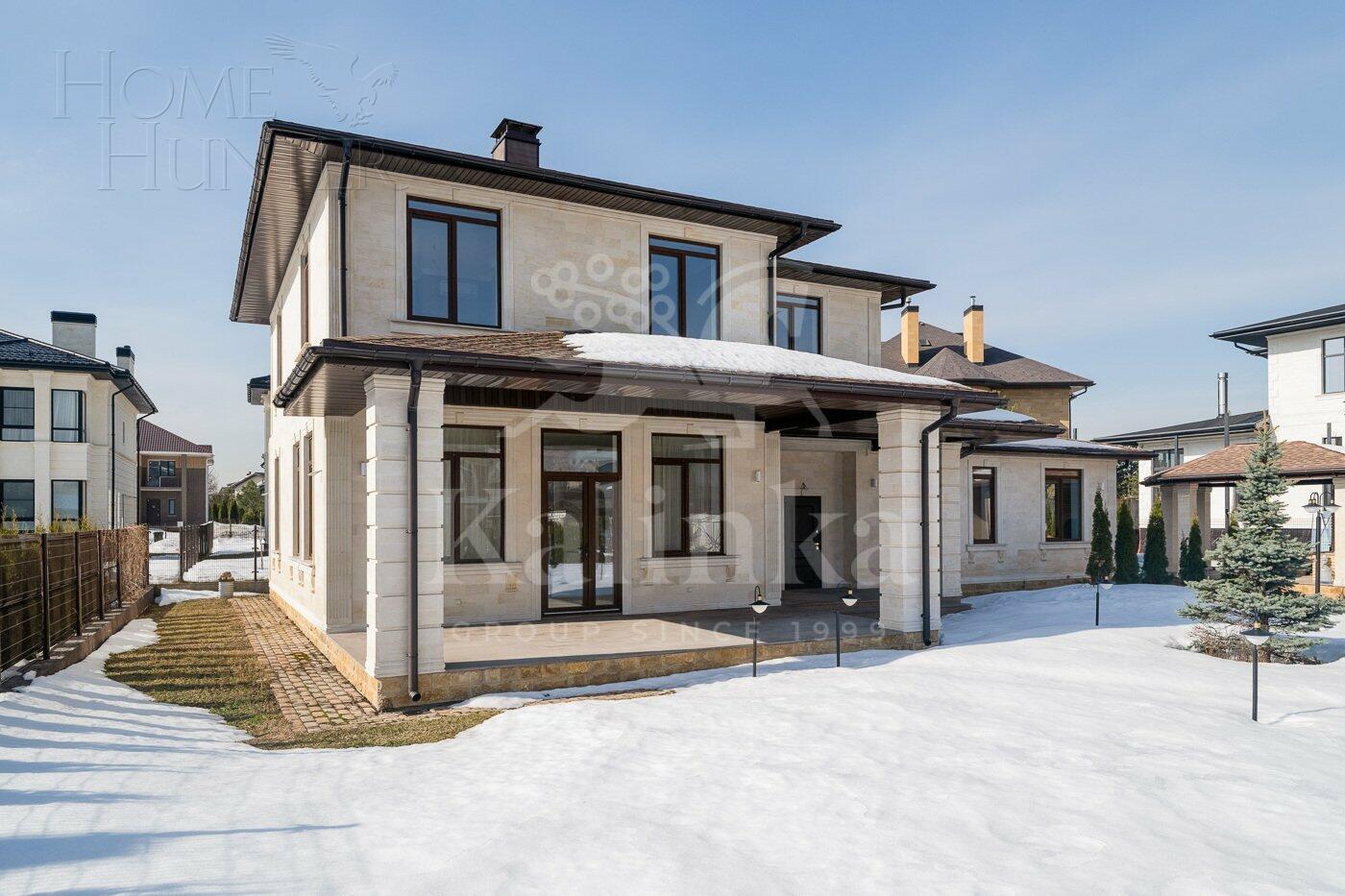 2-этажный коттедж 400 м² с отделкой