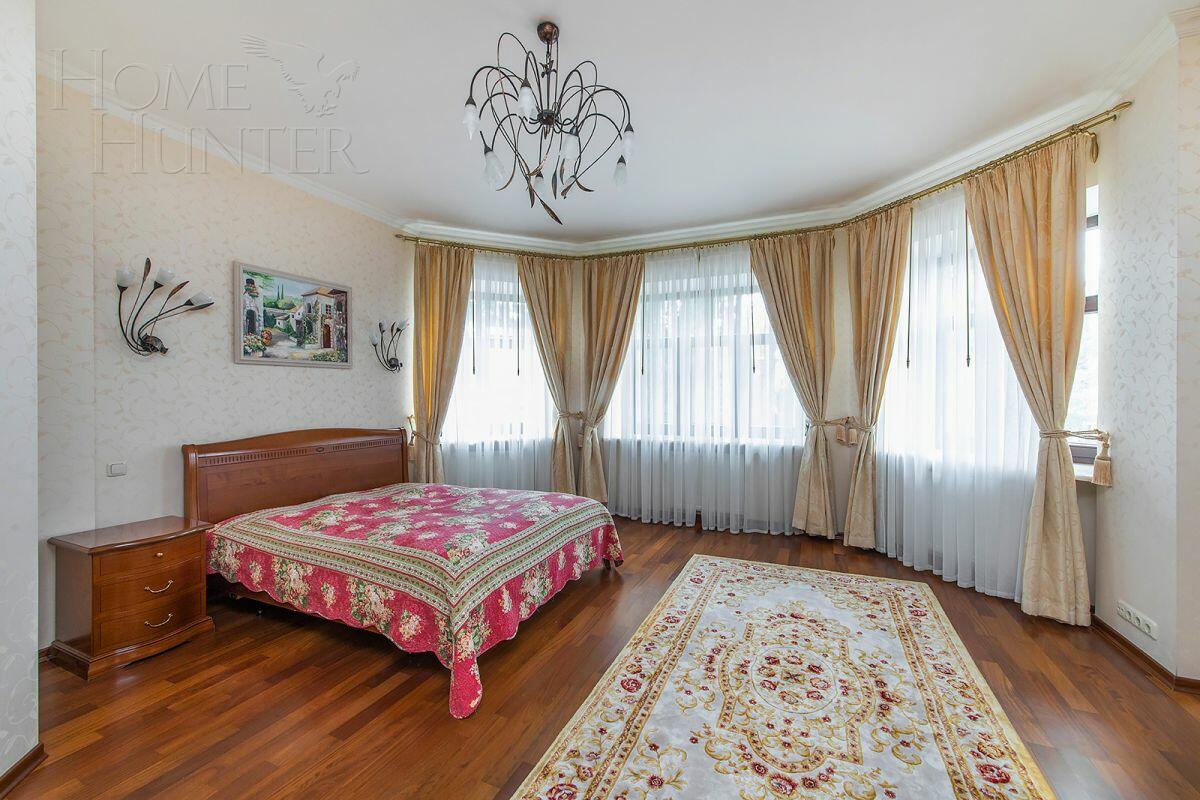 2-этажный коттедж 865 м² с отделкой