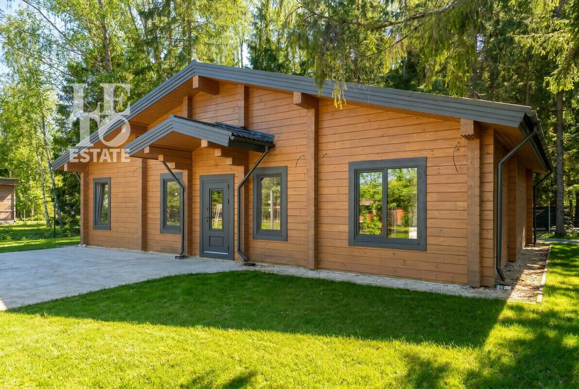 1-этажный коттедж 165 м² без отделки