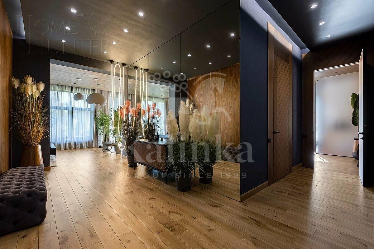 2-этажный коттедж 905.4 м² с отделкой