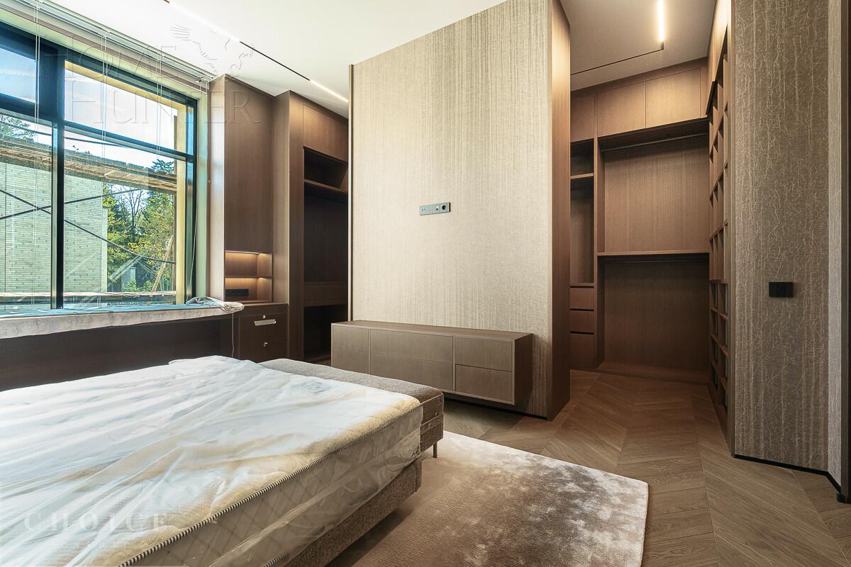 2-этажный коттедж 1 373.4 м² с отделкой