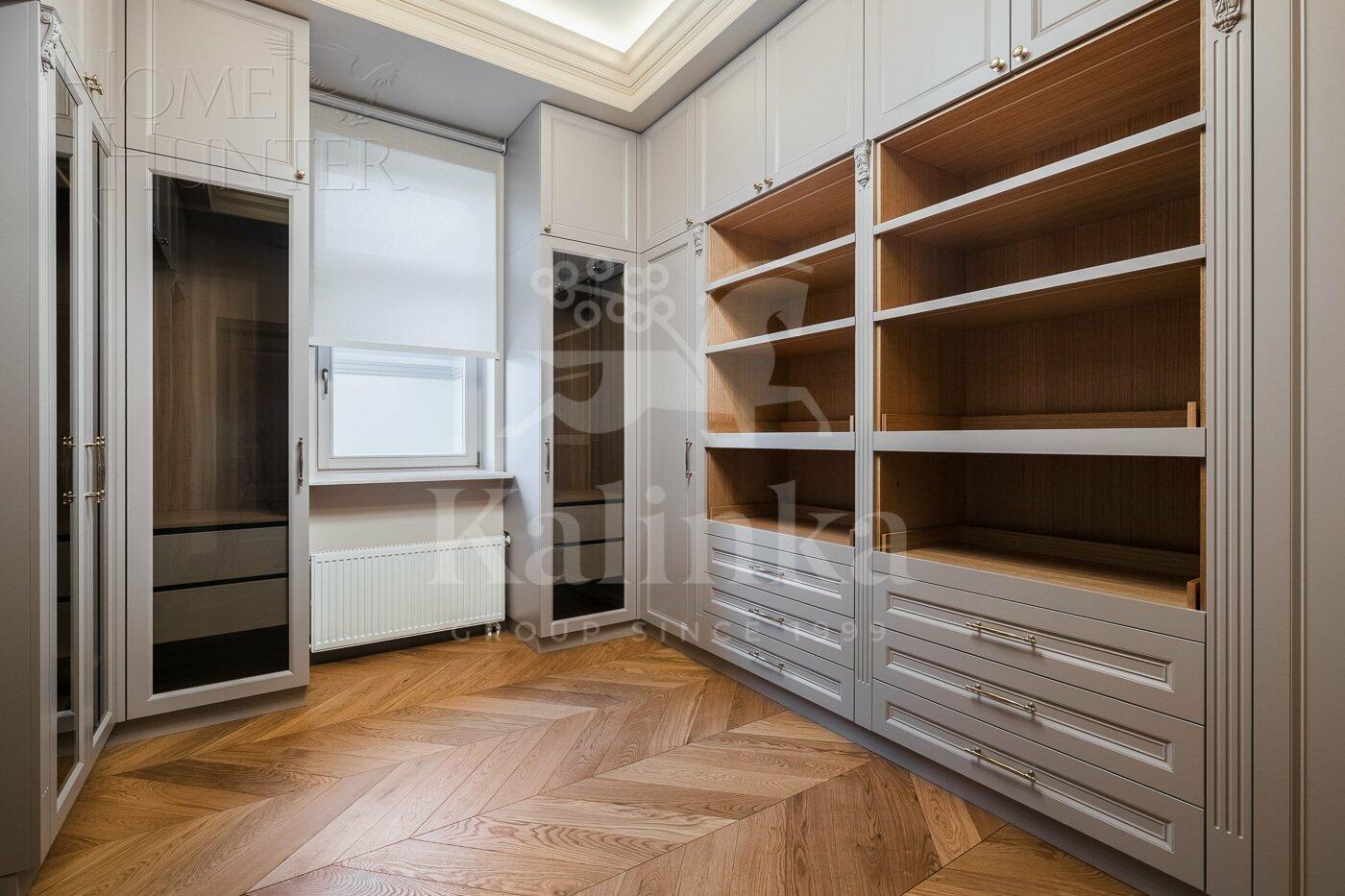 2-этажный коттедж 1 000 м² с отделкой