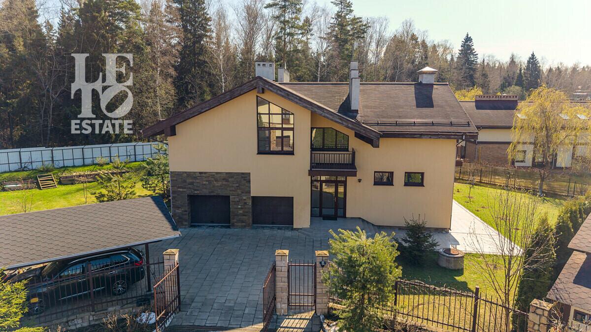 2-этажный коттедж 425 м² с отделкой
