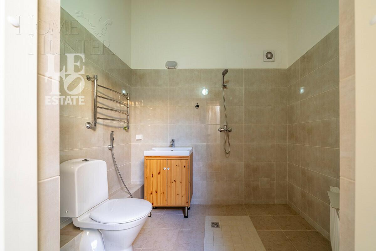 2-этажный коттедж 425 м² с отделкой
