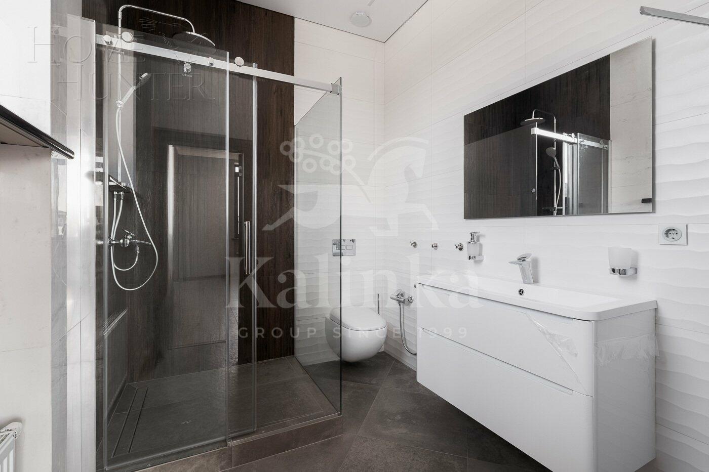 2-этажный коттедж 400 м² с отделкой
